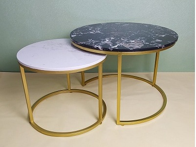 Bàn sofa phòng khách chân sắt sơn tĩnh điện vàng mặt đá đen trắng vân mây