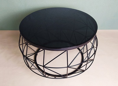bàn sofa cái trống mặt kính đen chân đen