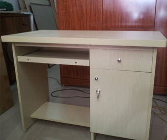 Bàn làm việc 1m vân trắng kẻ