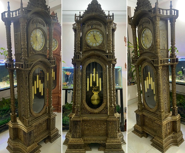 Đồng hồ cây tháp tứ trụ đuôi công gỗ mun tự nhiên DHC02